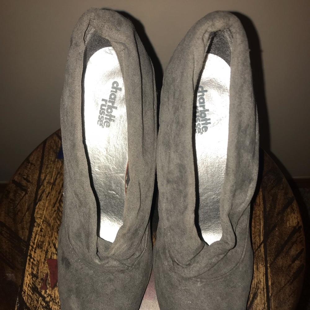 Gray heels - Picture 5 of 5